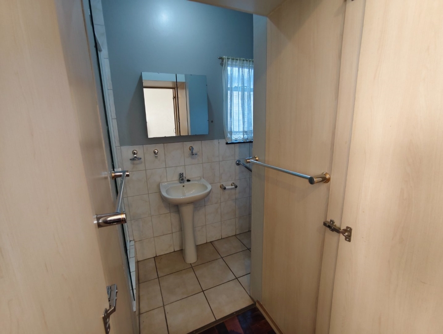 To Let 2 Bedroom Property for Rent in Fleurdal Free State